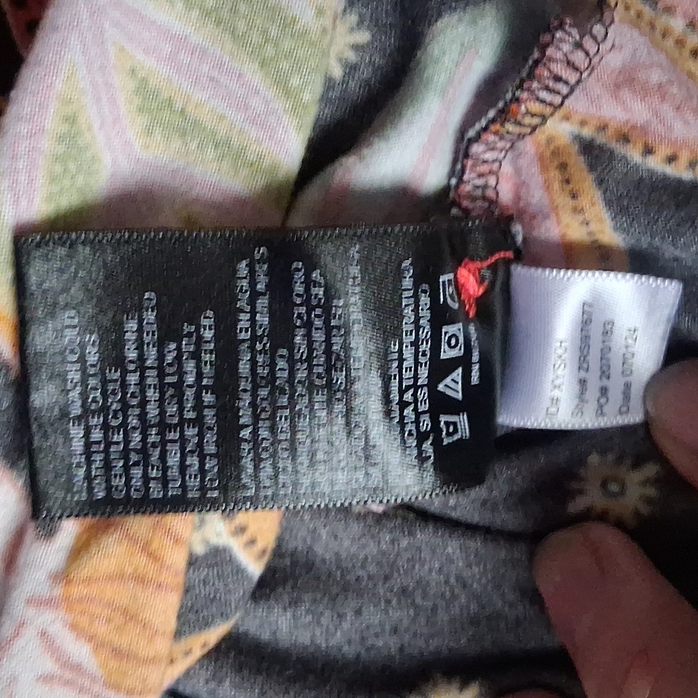 2 Sets! Room Service Size XXL Tiger Floral Pajama Sets - Picture 12 of 16
